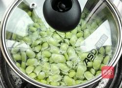 丝瓜炒毛豆的做法图解2