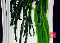 凉拌茼蒿的做法图解6
