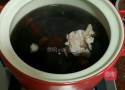 黑豆煲猪尾巴的做法图解6