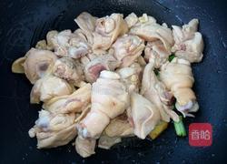 鸡腿炖蘑菇的做法图解6
