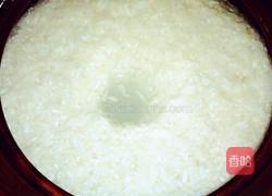 醪糟鸡蛋的做法图解1