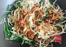 豆芽炒饼的做法图解13