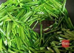 小河虾炒韭菜的做法图解6