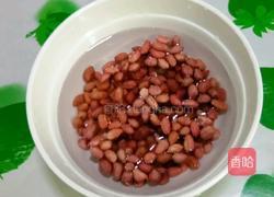 麻辣花生米的做法图解1