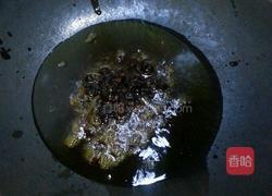 老干妈辣炒鱿鱼须的做法图解6
