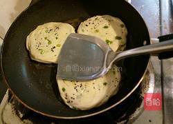 葱香鸡蛋千层饼的做法图解17