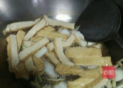 田螺鸭脚煲的做法图解3