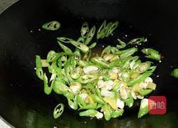 青椒炒牛肉的做法圖解6