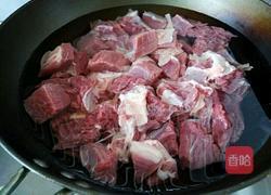 番茄牛肉汤的做法图解1