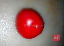 香渍番茄的做法图解1