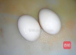 银鱼炒鸡蛋的做法图解2