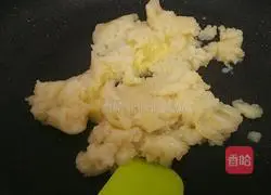 Illustration of how to make puffs 5