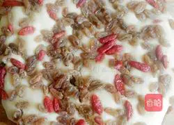 Illustration of how to make cornmeal cake 9