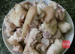 风味猪脚的做法图解1