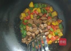 黑椒牛肉粒的做法图解7