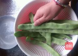 四季豆炒肉丝的做法图解1