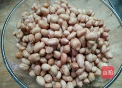 炸花生米的做法图解2