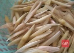 清炒藕带的做法图解1