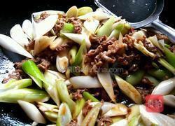 葱爆羊肉片的做法图解8