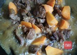 胡萝卜炖牛肉的做法图解11