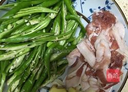 青椒盐煎肉的做法图解2