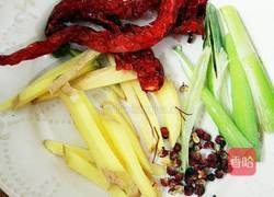 葱姜辣炒蛤蜊的做法图解3