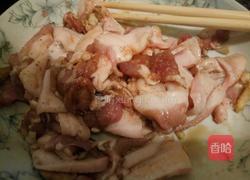 茶树菇炒五花肉的做法图解3