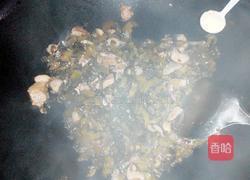 五花肉炒酸菜的做法图解9