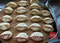 玉米面酸菜猪肉包的做法图解10