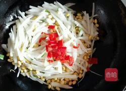 白萝卜丝炒黄豆的做法图解5
