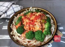 Illustration of making braised noodles 8