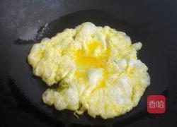 芦笋炒鸡蛋的做法图解6