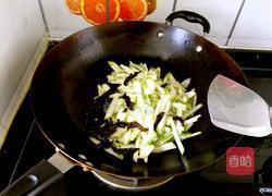 醋溜西葫芦丝的做法图解6