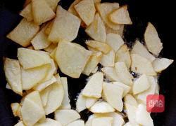 辣白菜炒土豆片的做法图解5