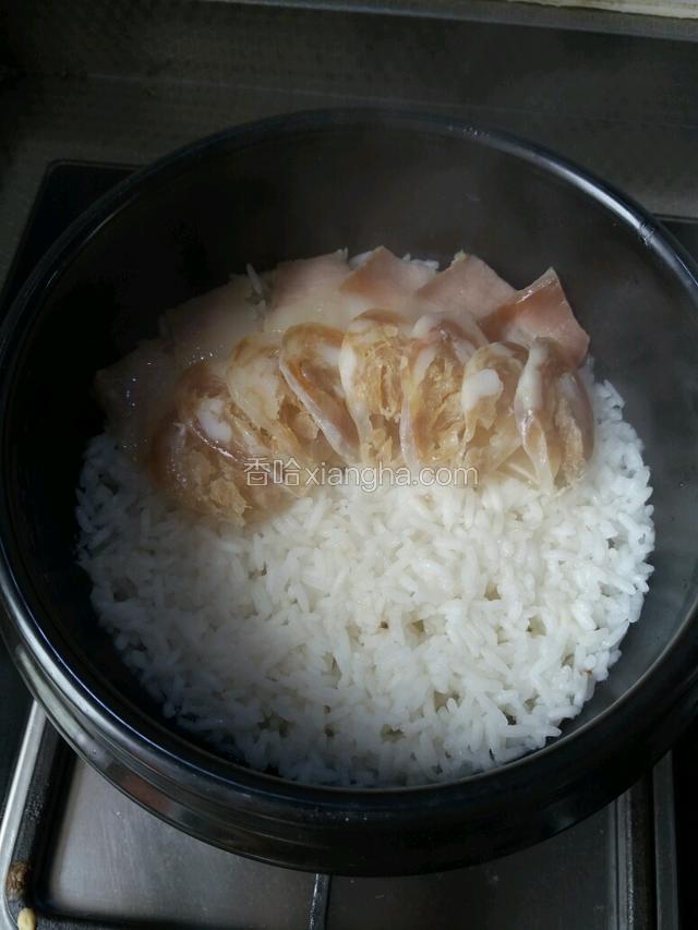 铺上香肠