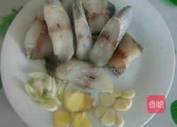 红烧鳕鱼的做法图解2