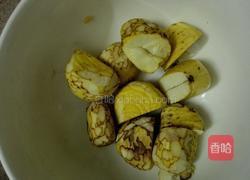 红豆栗子肉粽的做法图解5