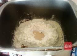 杏仁大面包的做法图解2