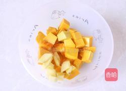 排骨南瓜米粥的做法图解2