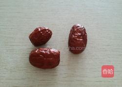 红枣鸽子汤的做法图解2