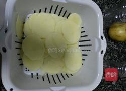 油炸土豆片的做法图解1