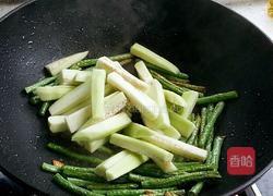 蚝油茄子烧豆角的做法图解12