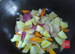 牛肉炒洋葱的做法图解4