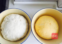 金边玫瑰馒头的做法图解2