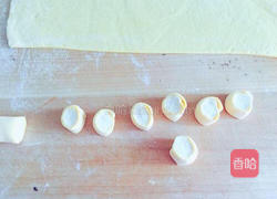 金边玫瑰馒头的做法图解4