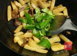 土豆豆角焖面的做法图解4