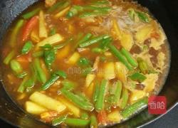 土豆豆角燜面的做法圖解6