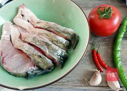 红酒烧鲤鱼块的做法图解1