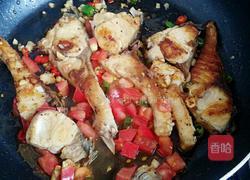 红酒烧鲤鱼块的做法图解10