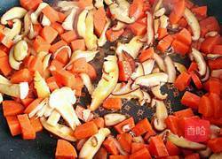 腊味杂蔬焖饭的做法图解6